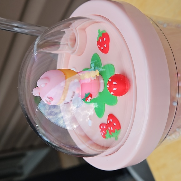 BUBBLE GIRL WATER BOTTLE - Picture 2 of 13